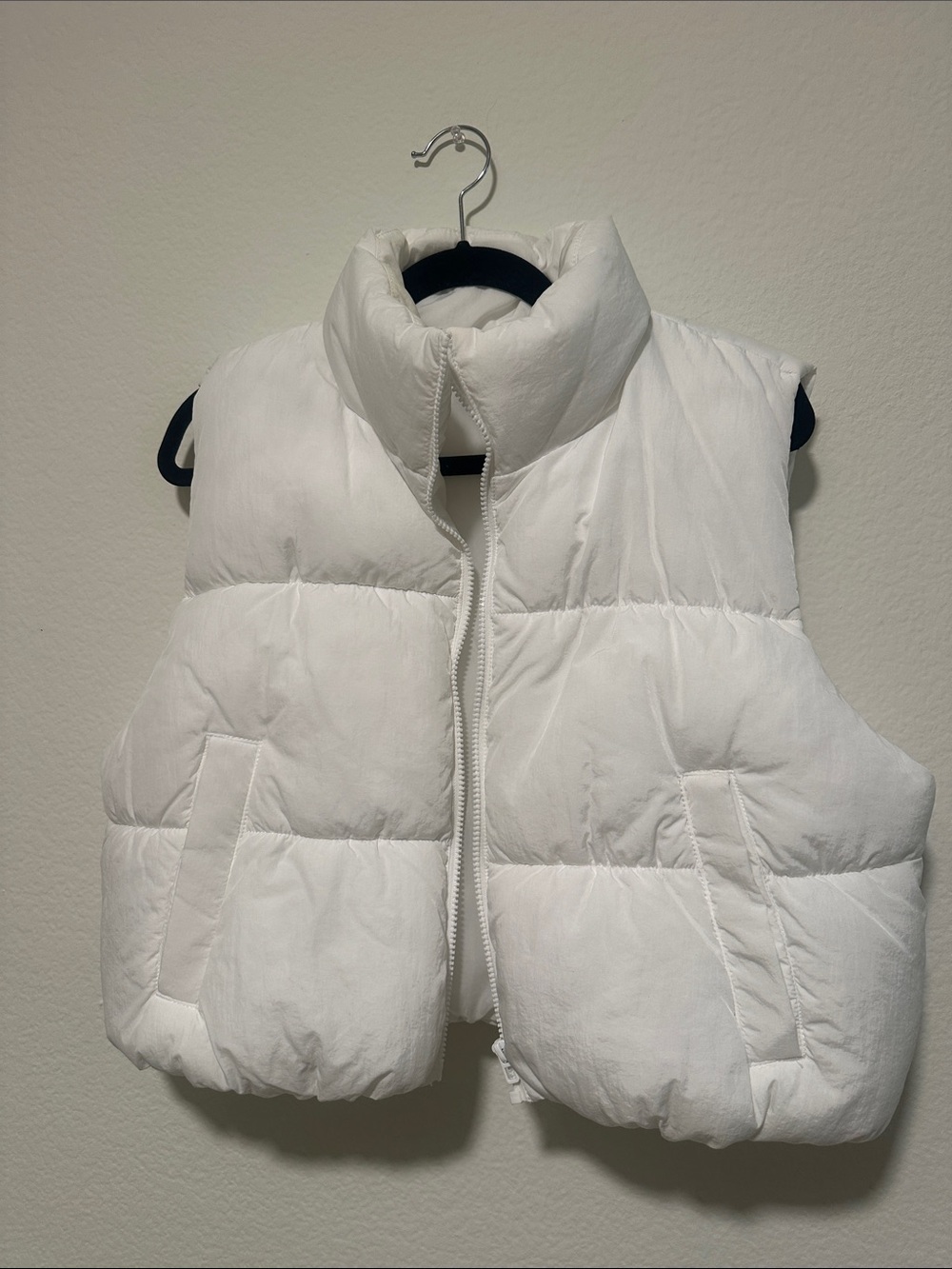 H&M White Quilted Puffer Vest